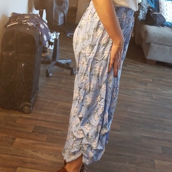 Floral maxi skirt - Picture 3 of 4
